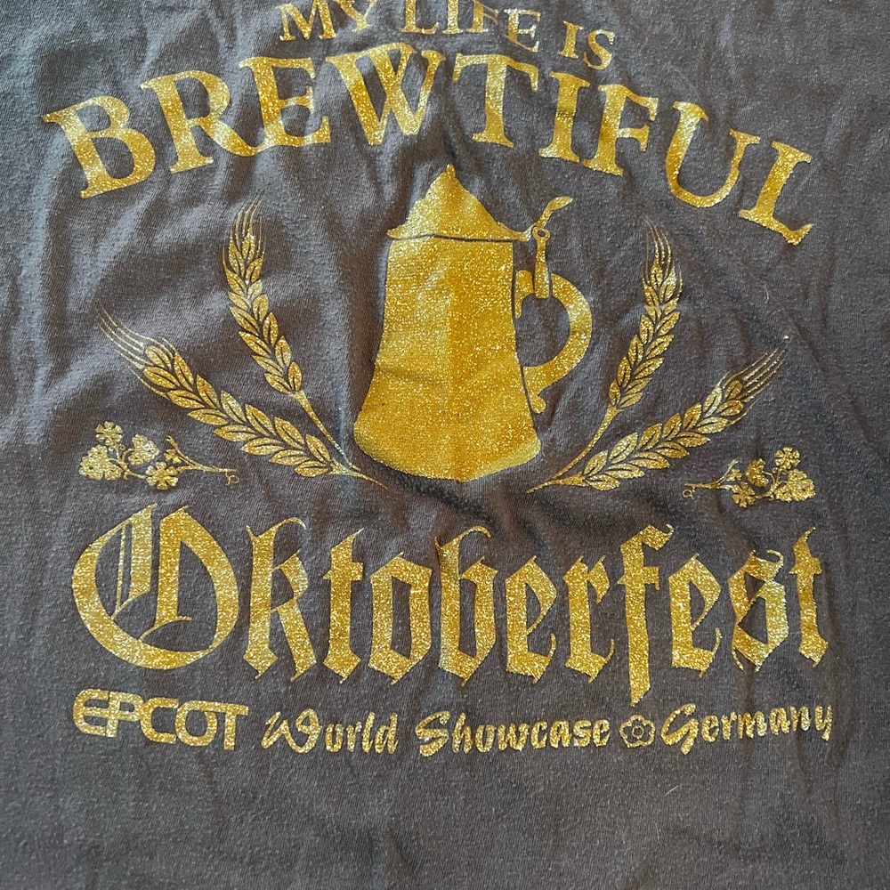 Women’s Gray Oktoberfest Graphic T-Shirt XXL
